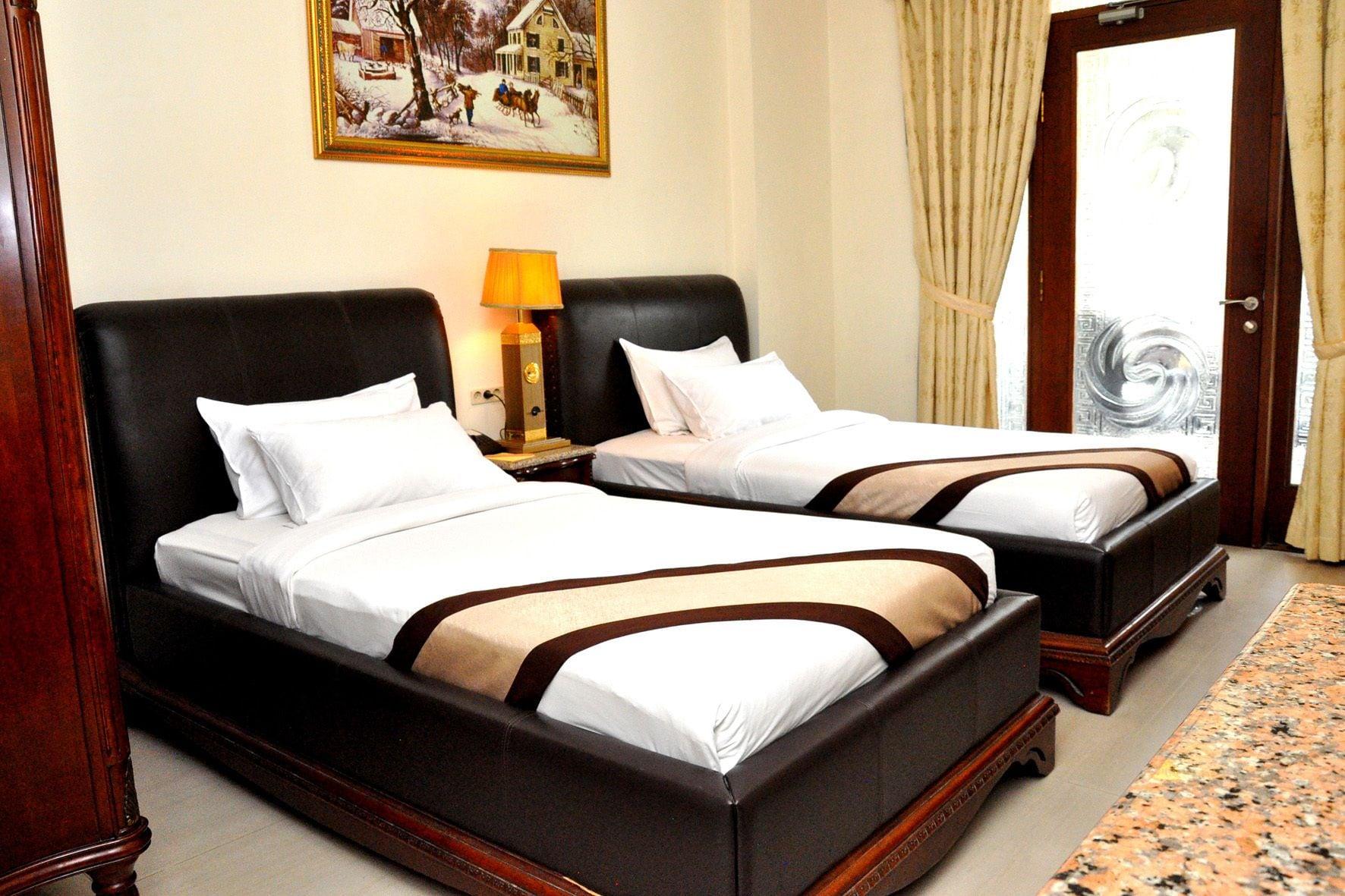 The Grand Palace Hotel Malang Ngoại thất bức ảnh